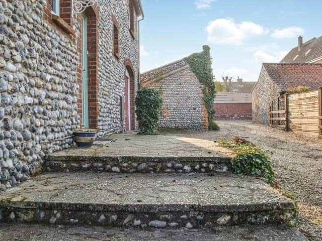 Exterior | Hoxne House, Weybourne