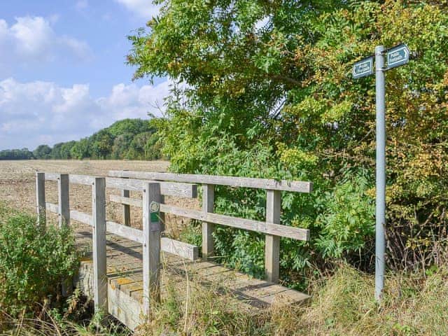 Surrounding area | Copper House, Willoughby, near Alford