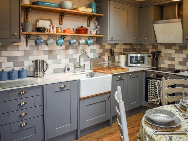 Kitchen/diner | Shoemakers Cottage, Halesworth