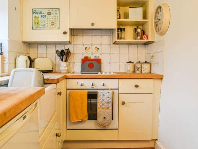 Kitchen | Meadow Cottage, Helhoughton, near Fakenham