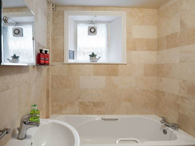 Bathroom | Stephenson Cottage - Platelayers Cottages, Stape, near Pickering