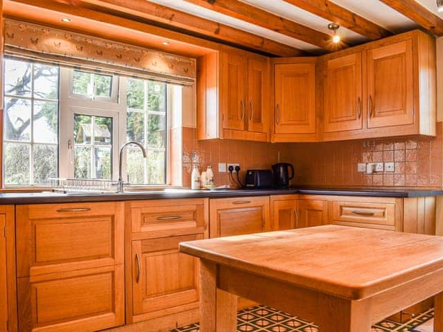 Kitchen | Hollywell Cottages, Ashbourne