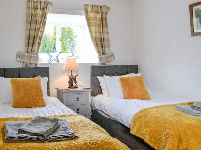 Twin bedroom | The Old Stables, Rothbury