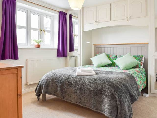 Double bedroom | Primrose Cottage, Little Rissington, near Bourton on the Water