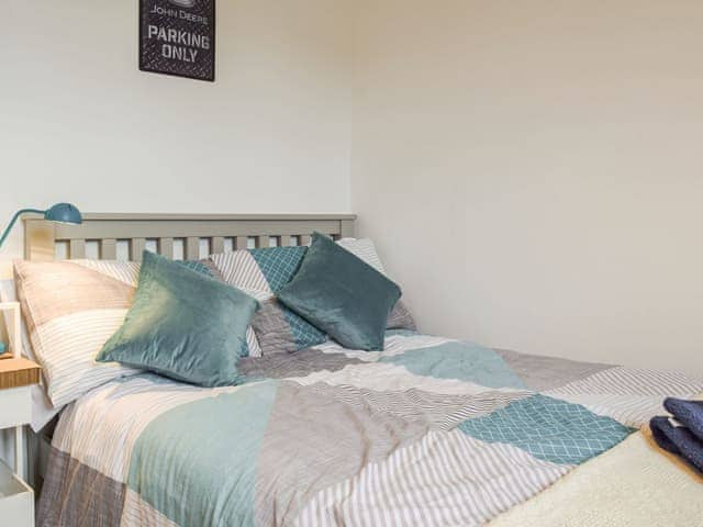 Double bedroom | Primrose Cottage, Little Rissington, near Bourton on the Water