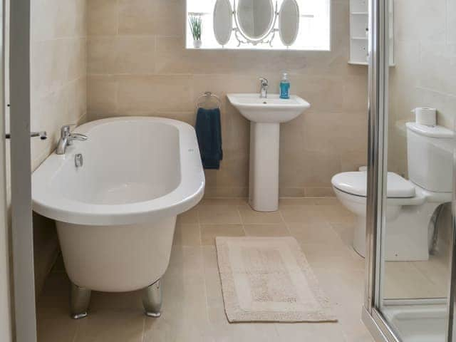 Bathroom | Beside the Sea, Newbiggin-by-the-Sea