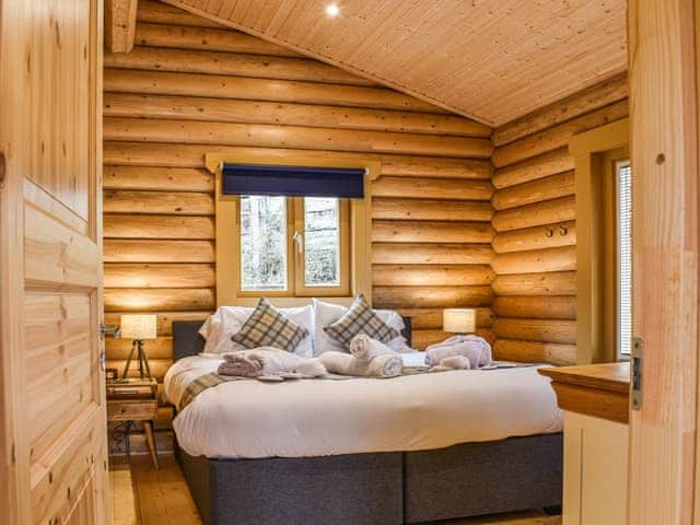 Double bedroom | Arbeia Lodge - Vindomora Country Lodges, Ebchester, near Consett