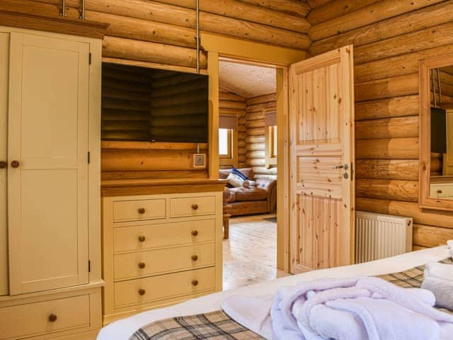 Double bedroom | Arbeia Lodge - Vindomora Country Lodges, Ebchester, near Consett