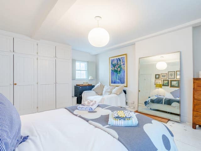 Double bedroom | Middle House, Steyning