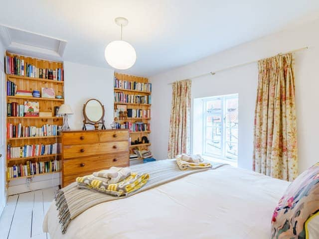 Double bedroom | Middle House, Steyning