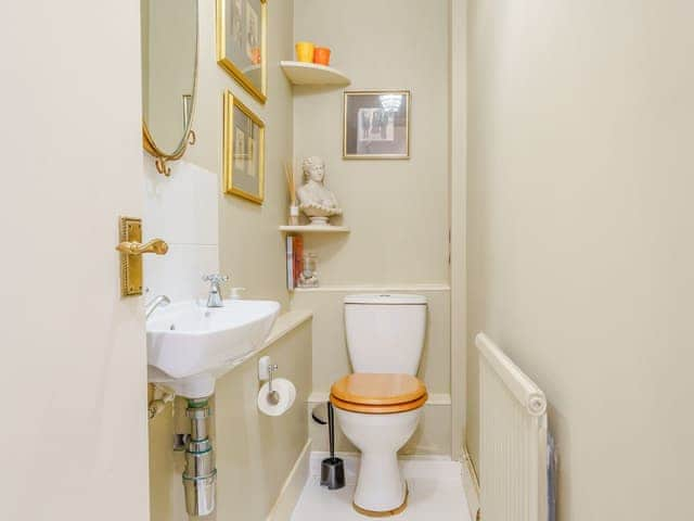 Bathroom | Middle House, Steyning