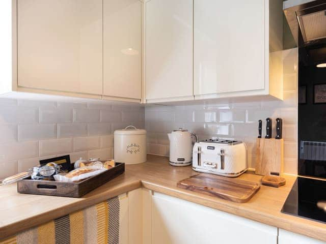 Kitchen/diner | Cygnet Cottage, Seahouses