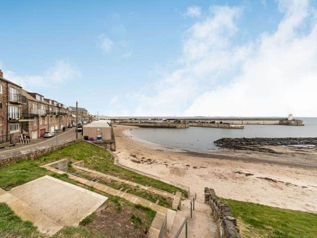 Setting | Cygnet Cottage, Seahouses