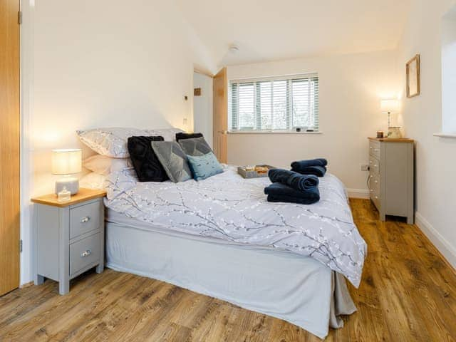 Double bedroom | Bramley Cottage, Ongar