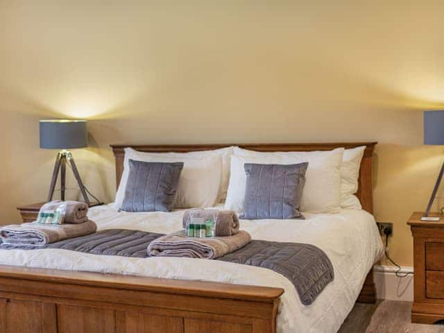 Master bedroom | Armathwaite Manor-Meadow View - Armathwaite Manor, Armathwaite, near Carlisle