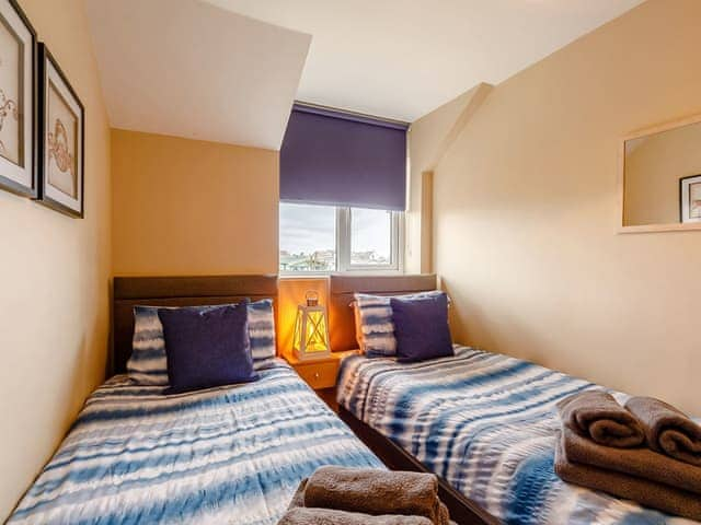 Twin bedroom | Puffins, Seahouses