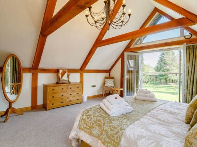 Double bedroom | Granary Barn - Wash Farm Barns, Banham