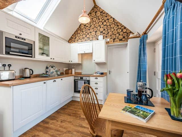 Open plan living space | The Old Workshop, West Chiltington