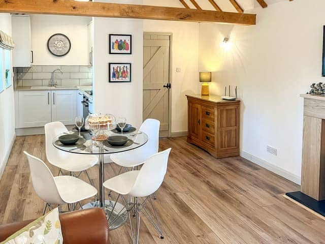 Open plan living space | Hop Cottage, Sellindge, near Folkestone