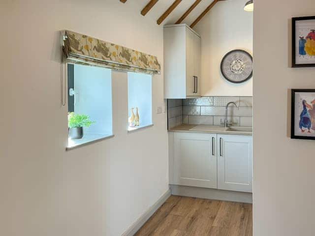 Kitchen area | Hop Cottage, Sellindge, near Folkestone