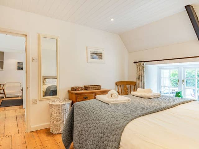 Double bedroom | Old Dairy, St Mawes