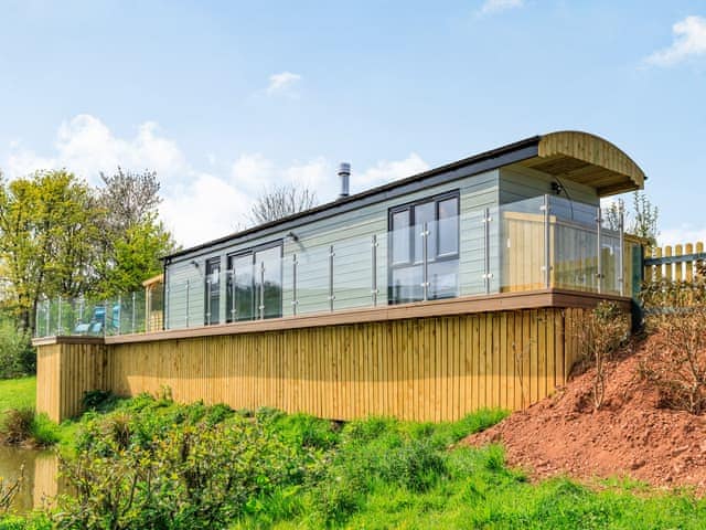 Exterior | Goosedown Lodge - Ponsford Ponds, Knowle, near Cullompton