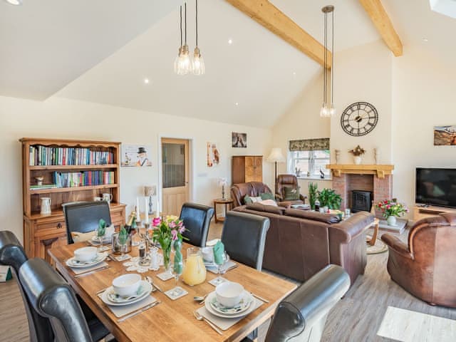 Dining Area | Lizzie&rsquo;s Cottage, Fordington