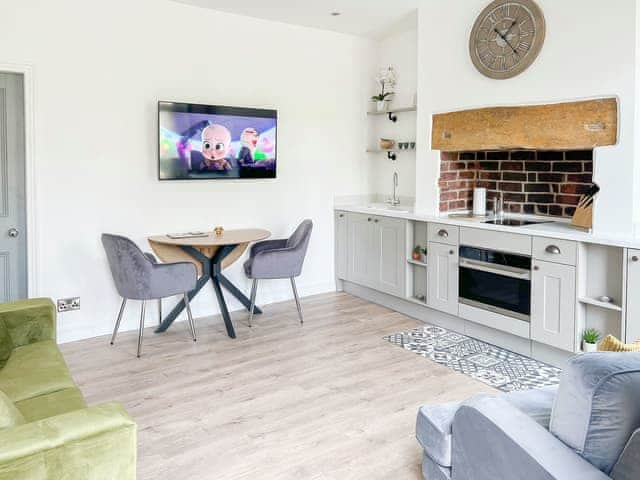 Open plan living space | Redmonds Retreat, Chinley, near High Peak