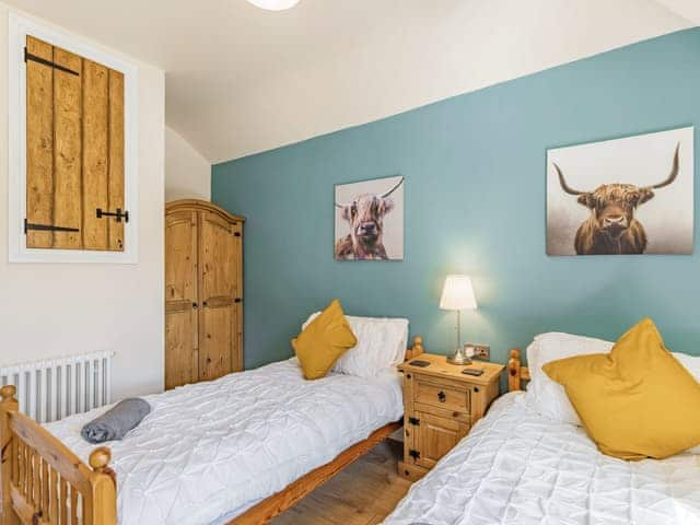 Twin bedroom | Spa Cottage, Bakewell