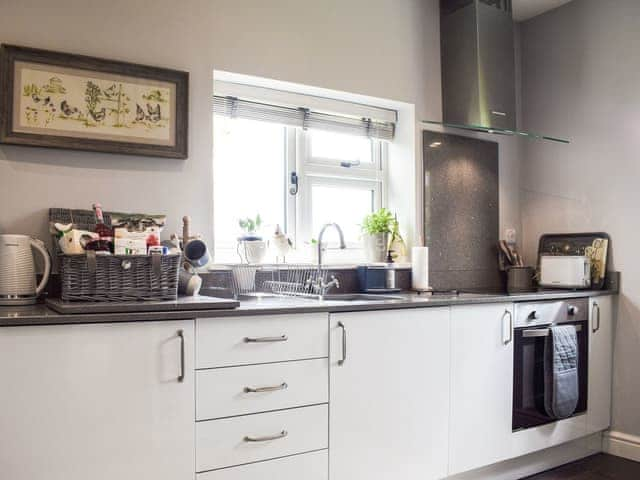 Kitchen | Little Bank Cottage, Richards Castle, near Ludlow