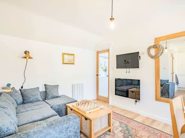 Living area | Lucky Duck Cottage, Coltishall