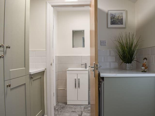 Shower room | Rydal Cottage, Bowness-On-Windermere