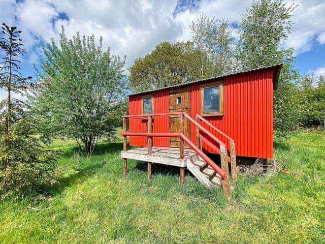 Exterior | Chelworth Shepherds Huts - Poppy Shepherds Hut - Chelworth Shepherds Huts , Cricklade