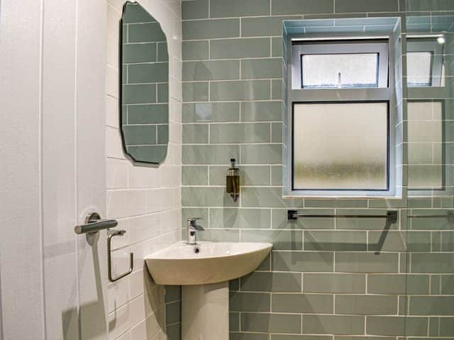 Bathroom | Bluebell Cottage, Liskeard