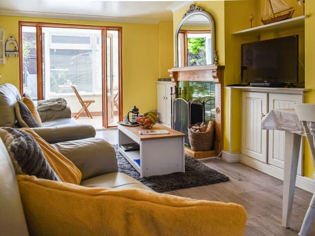 Living room | Selkie Cottage, Corton, Lowestoft