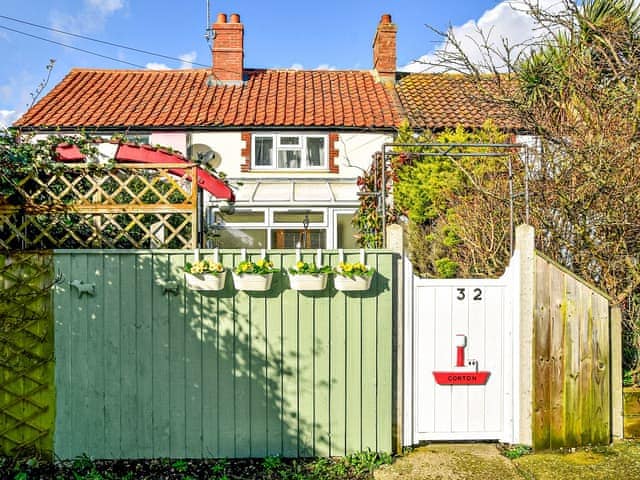 Exterior | Selkie Cottage, Corton, Lowestoft