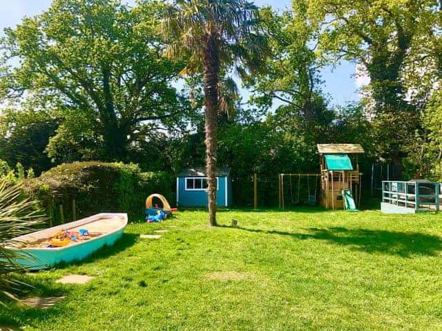 Garden | The Palm House, Paignton