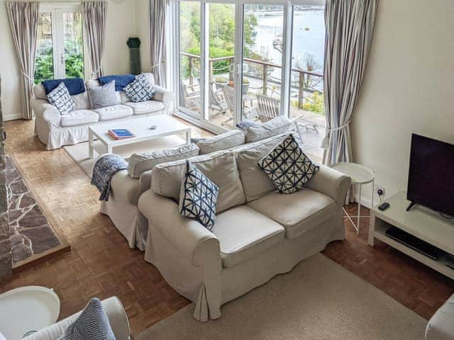 Open plan living space | Harbourside, Bodinnick, Fowey