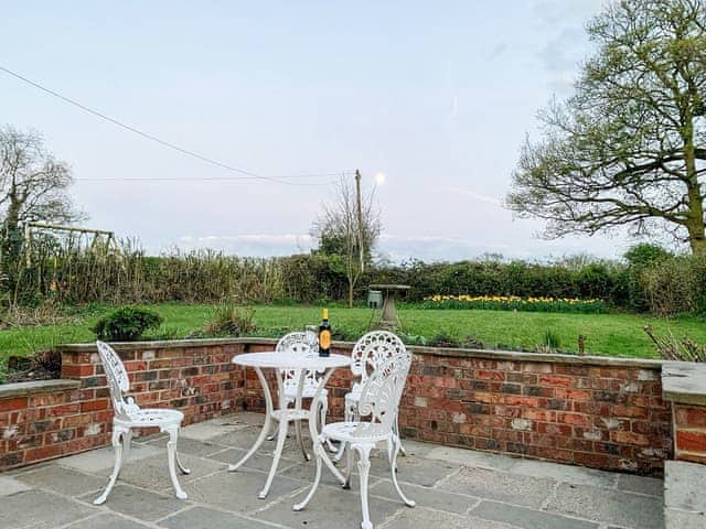 Patio | Hollywell Cottages, Ashbourne