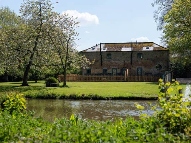 Garden | Tack Room - Garden House Cottages, Market Stainton, near Market Rasen