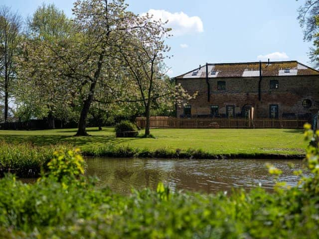 Garden | Tack Room - Garden House Cottages, Market Stainton, near Market Rasen