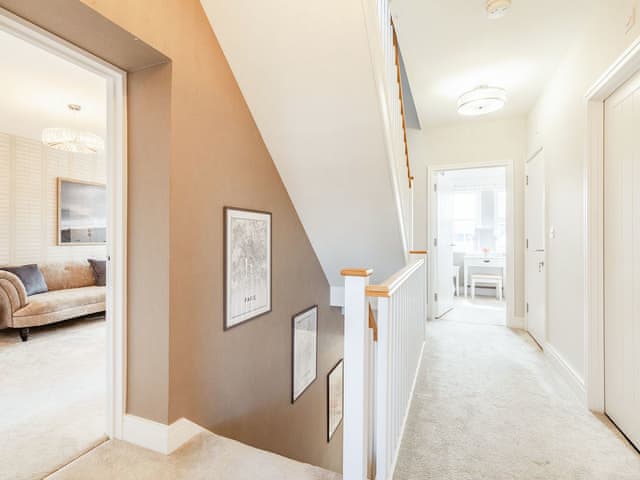Landing | Violet Place, Chelmsford