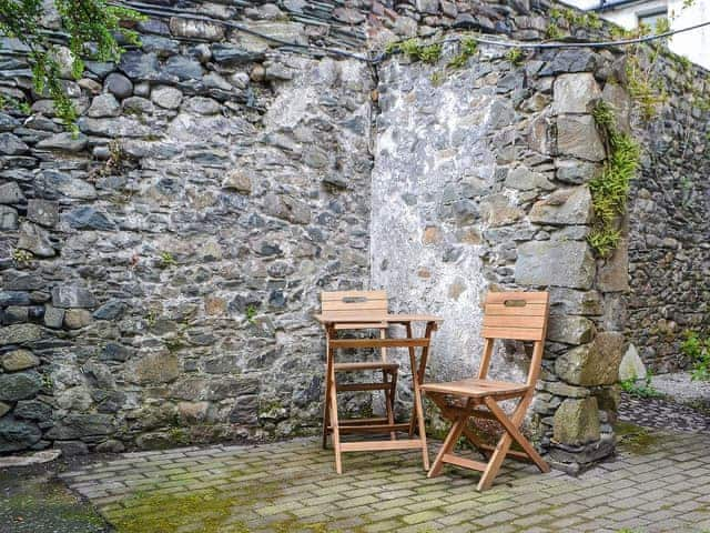 Sitting-out-area | Pollywiggle Cottage, Keswick