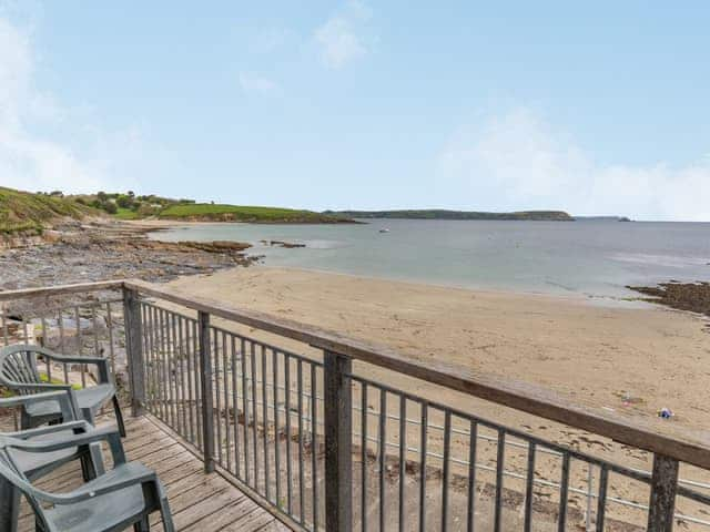 Balcony | Puffin, Portscatho