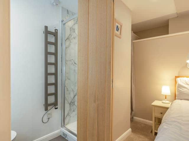 En-suite | Puffin, Portscatho