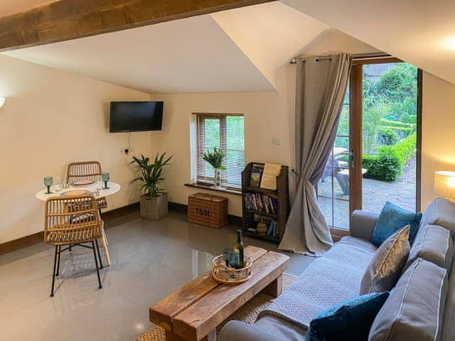 Living area | Bluebell Cottage - The Cottages, Hawley, near Dartford