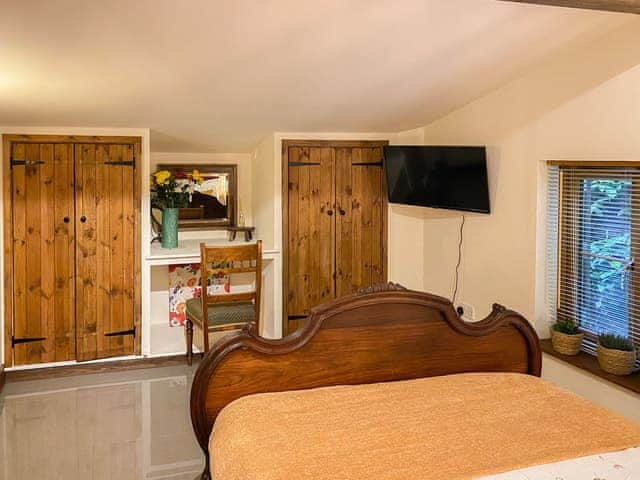 Bedroom | Bluebell Cottage - The Cottages, Hawley, near Dartford