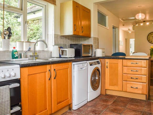 Kitchen | The Horseshoe Annex, Steyning