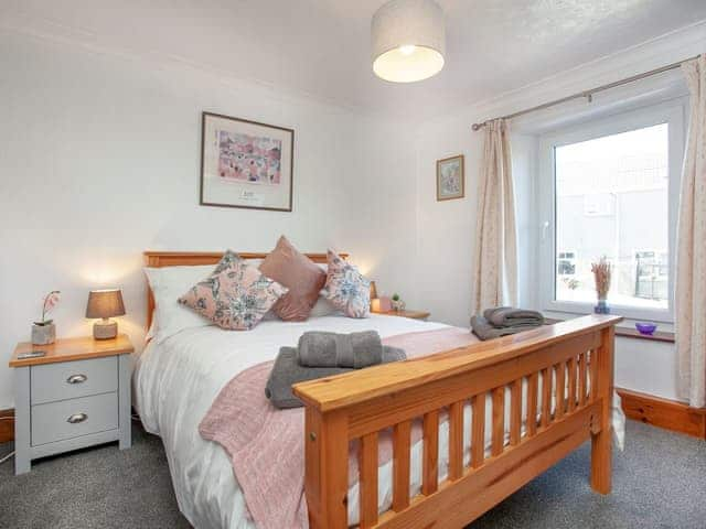 Double bedroom | Delius, Mabe, near Penryn