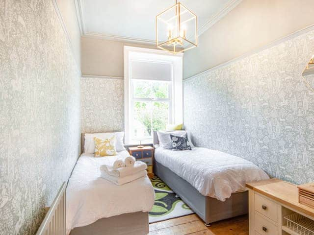 Twin bedroom | Carven House, Rothbury